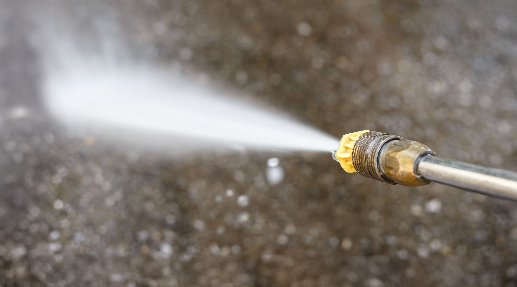 Can I Do Hydro Jetting Myself? Why Should and Shouldn’t 1 hydro jettiing closeup